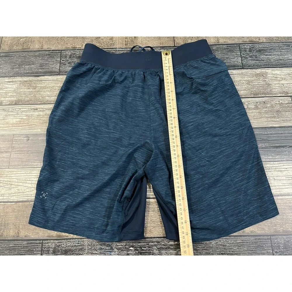 Lululemon Pace Breaker Shorts Size M Mens‎ Workout